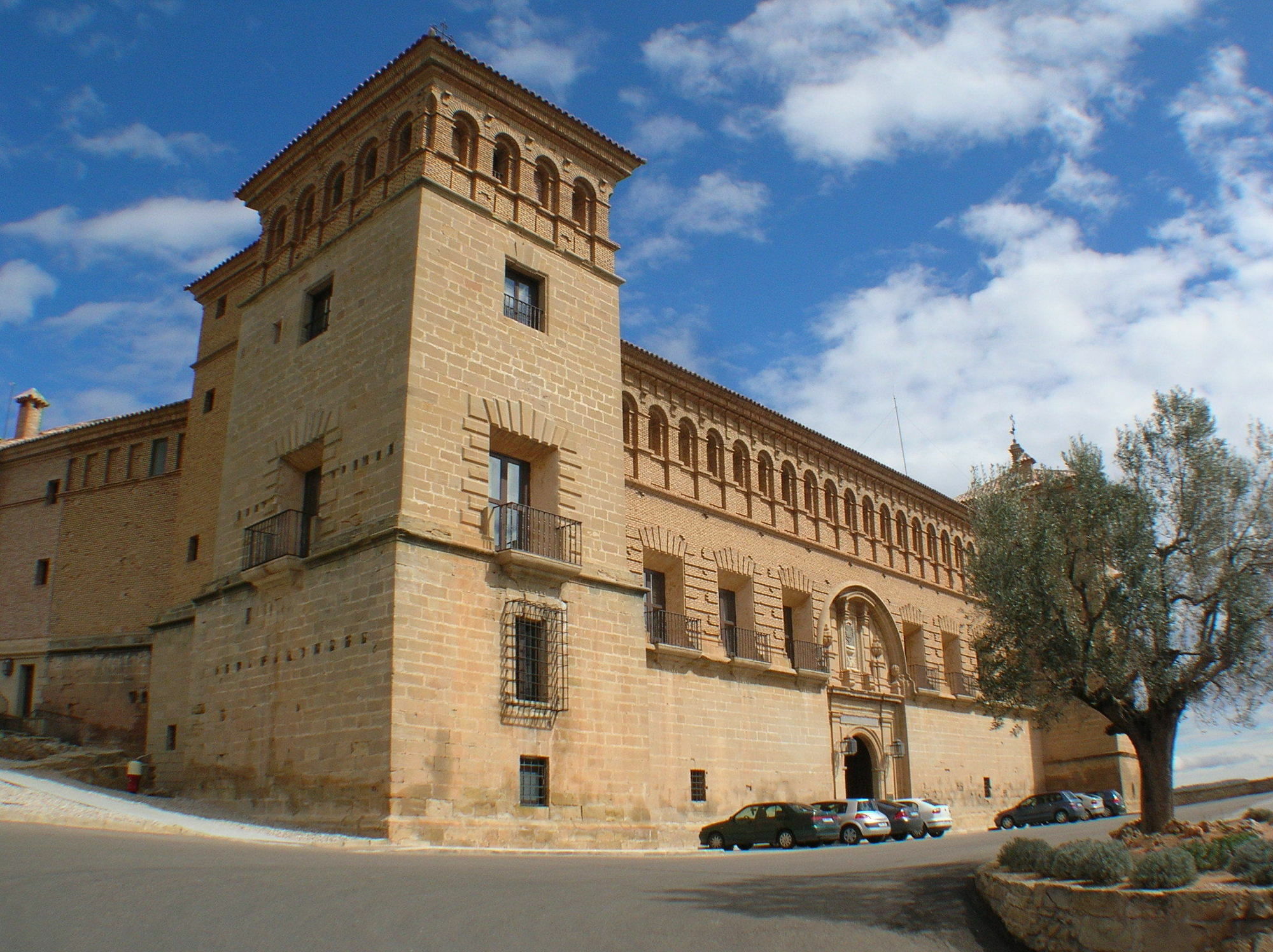 Alcañiz 阿尔卡尼斯旅馆酒店 外观 照片
